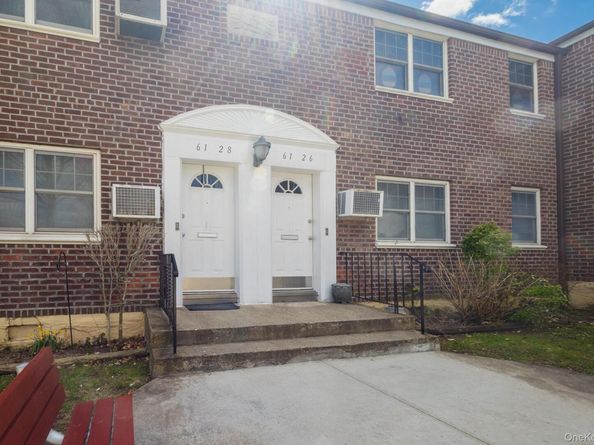 61-28 255th 1016, Little Neck NY 11362