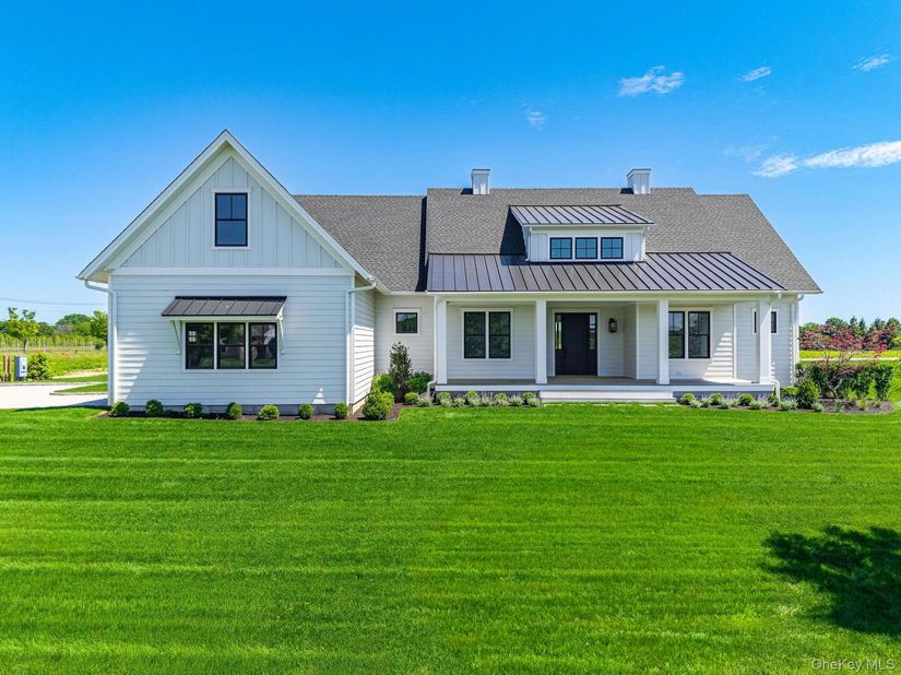 25 Club Drive, Baiting Hollow NY 11933