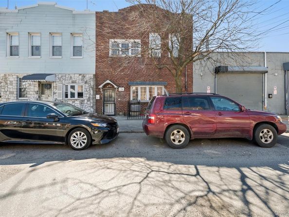 976 Sackett Avenue, Bronx NY 10462