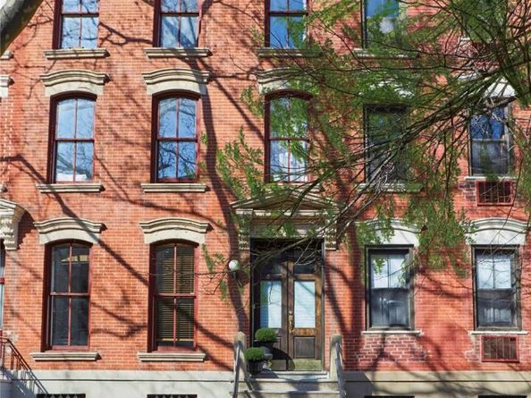 21-13 45th Avenue, Long Island City NY 11101