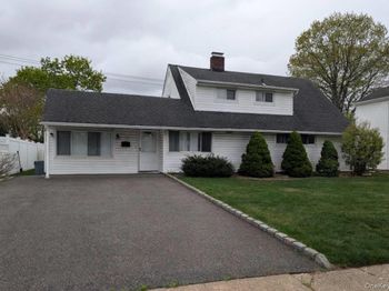 15 Falcon Lane