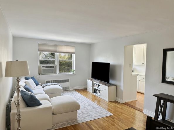 4295 Webster Avenue 4A, Bronx NY 10470