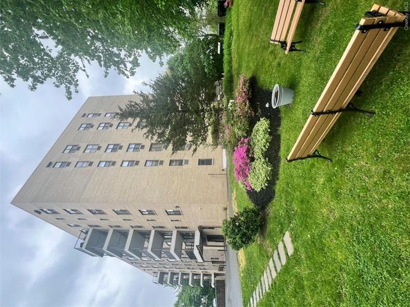 35 Stewart 601, Mount Kisco NY 10549