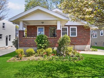 18 2nd Avenue