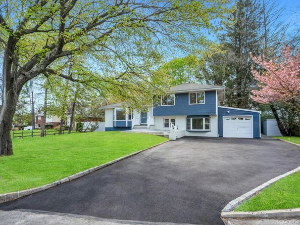 48 Earl Road, Melville NY 11747