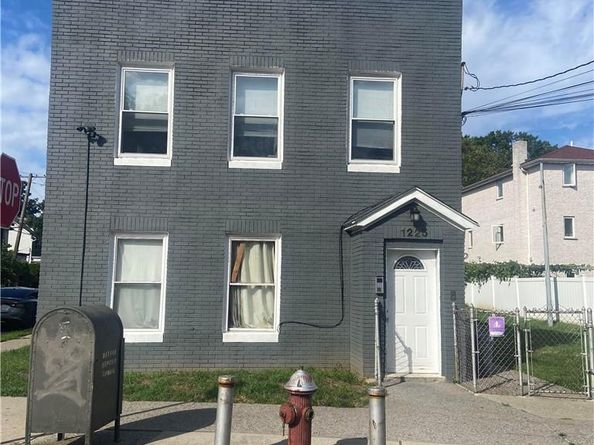 1225 Hollywood Avenue, Bronx NY 10461
