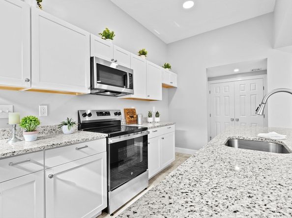 780 Washington St. 780, Canton MA 02021