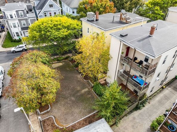 3 Kenney St 2, Boston MA 02130