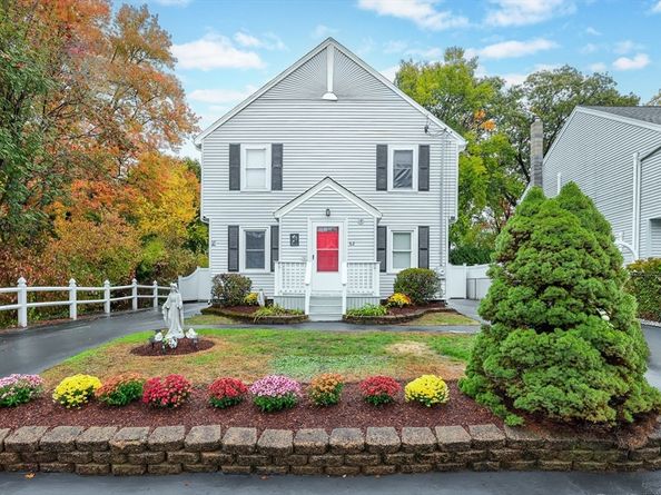 62 Edgemere Blvd, Shrewsbury MA 01545