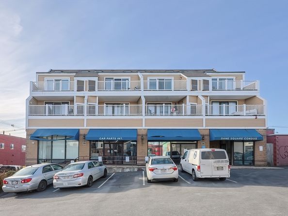 348 Rantoul Street 202, Beverly MA 01915