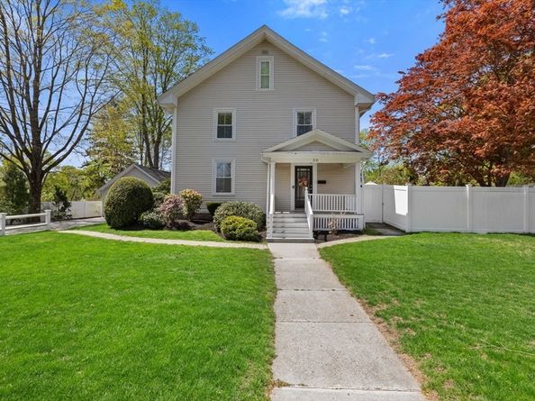 20 Wilbur St, Weymouth MA 02190