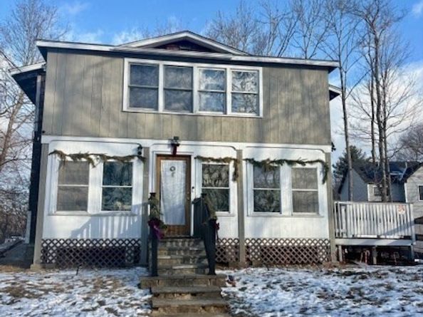 25 Belmont Street, Southbridge MA 01550