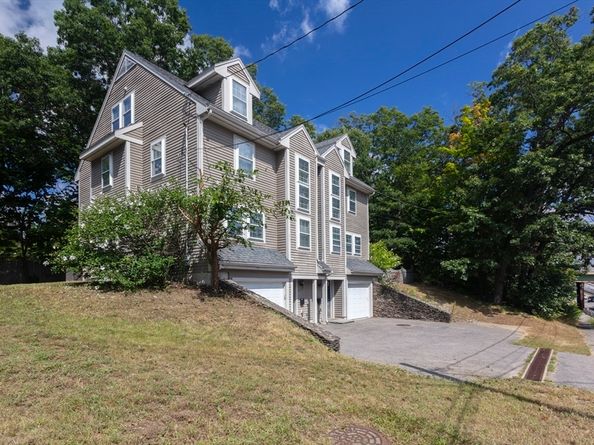 1077 Boylston St, Newton MA 02461