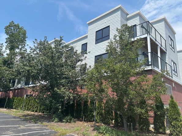 1391 Main Street 208, Walpole MA 02081