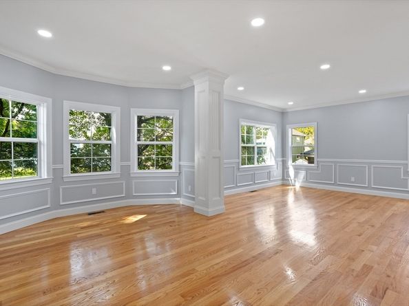 98 Carroll St 98, Watertown MA 02472