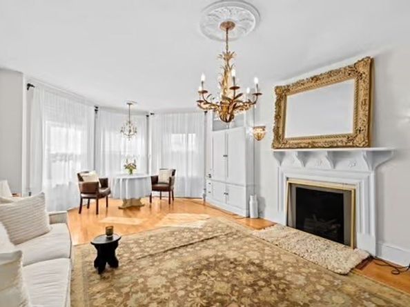 302 Commonwealth Ave. E, Boston MA 02115