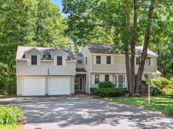 14 Running Brook Cir, Ashland MA 01721