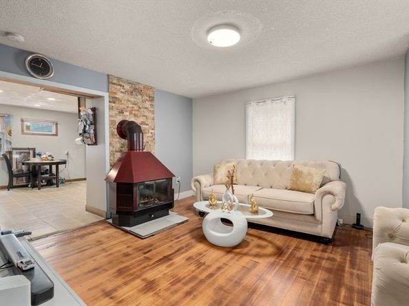 24 Hathaway St, Lynn MA 01905
