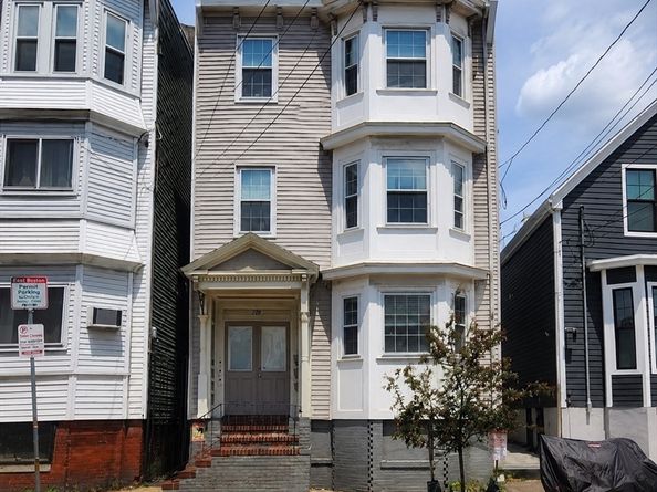 276 Princeton St 1, Boston MA 02128