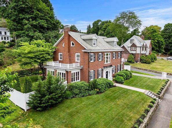42 Old Mystic Street, Arlington MA 02474