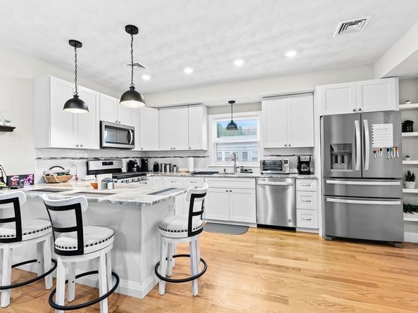 57 Buffum St 1, Salem MA 01970