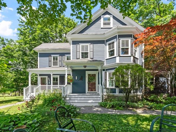 30-32 Concord Rd, Acton MA 01720