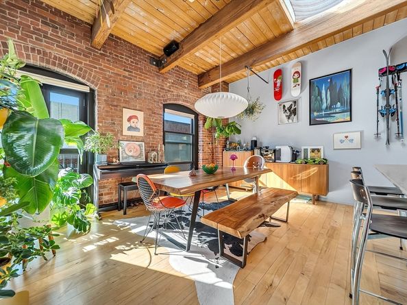 21 Wormwood St 620, Boston MA 02210
