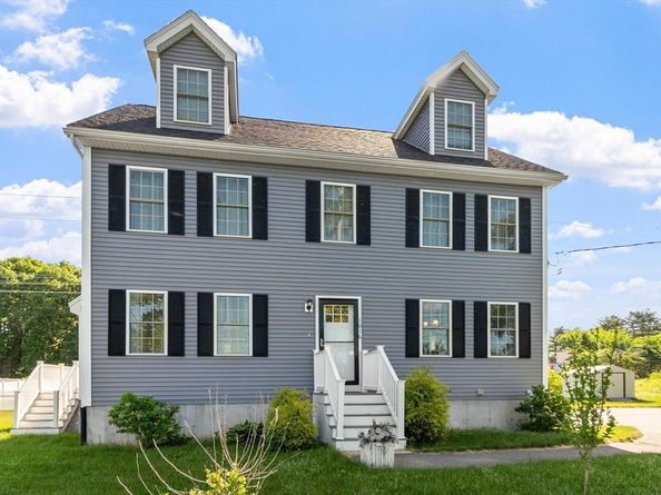 1016 Whipple Rd, Tewksbury MA 01876
