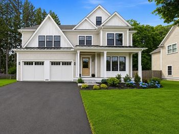 17 Whiting Way
