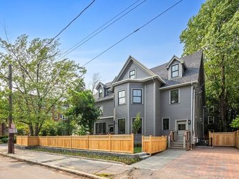 43 Wendell Street