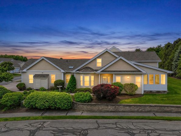 70 Orchard Meadow Dr 70, Shrewsbury MA 01545
