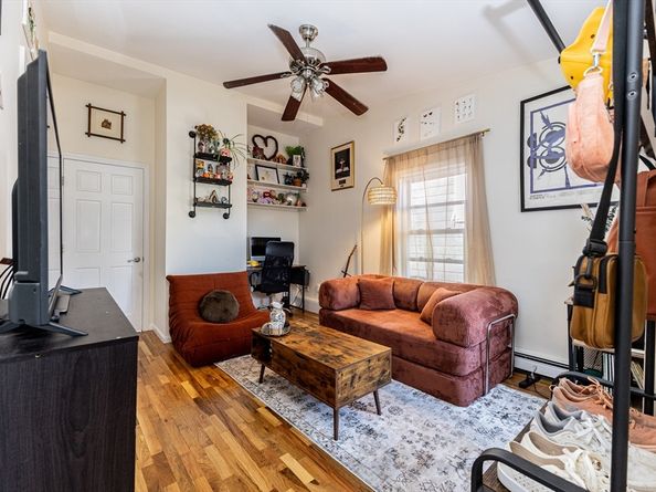 13 Vinton St 3, Boston MA 02127