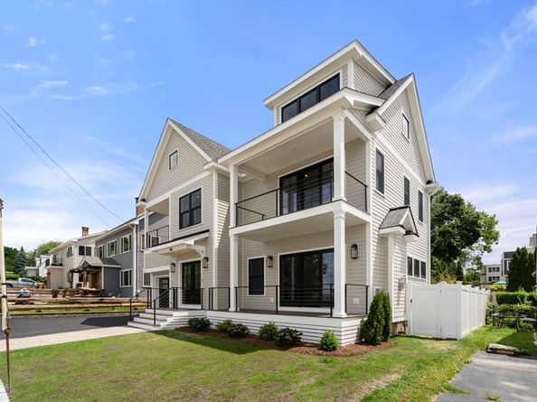 145 Dorchester St, Quincy MA 02171