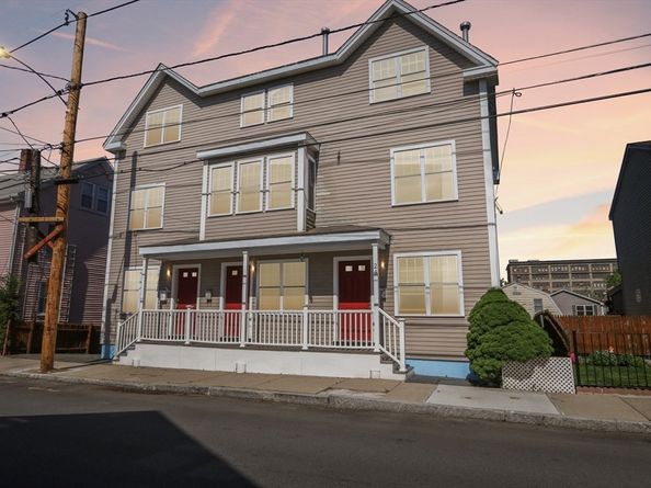 24 Harris St A, Peabody MA 01960