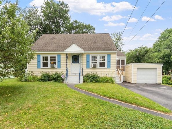 35 Natick St, Lunenburg MA 01462