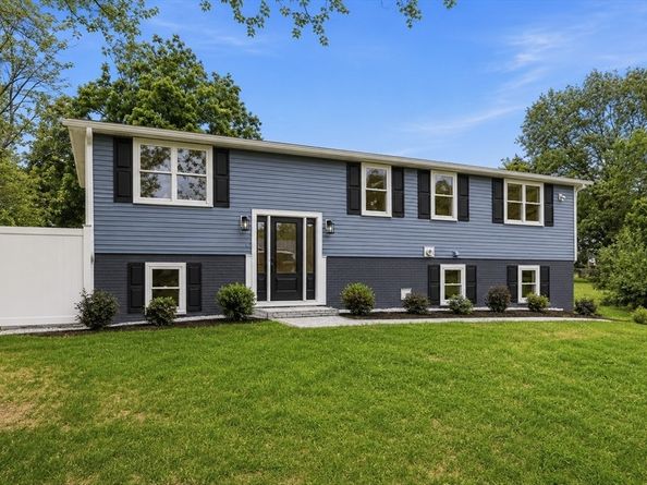 3 West Rd, Acton MA 01720