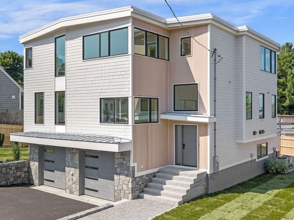 12 Johns Road, Marblehead MA 01945