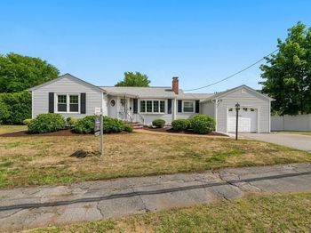 4 Abbott Rd