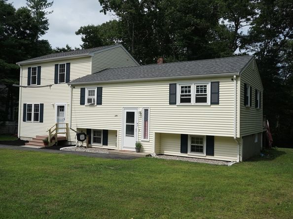 295 Oak St, Halifax MA 02338