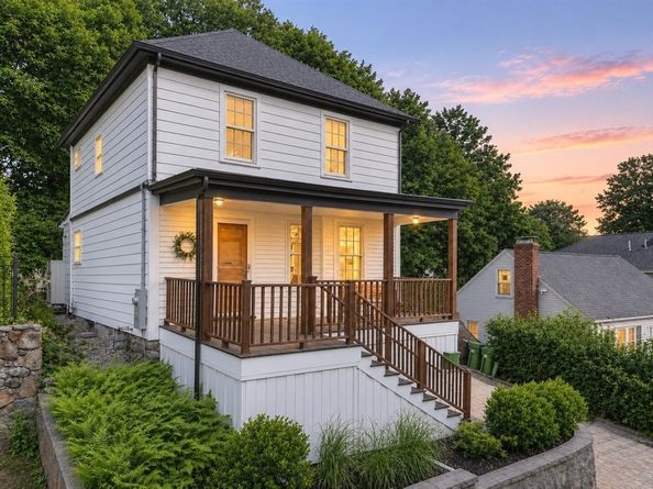 61 Wilmot St, Watertown MA 02472