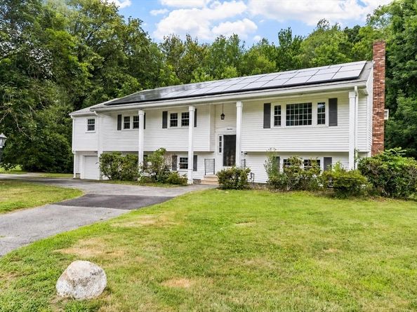 14 Olde Berry Road, Andover MA 01810
