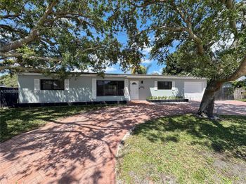 6901 SW 10th Ct