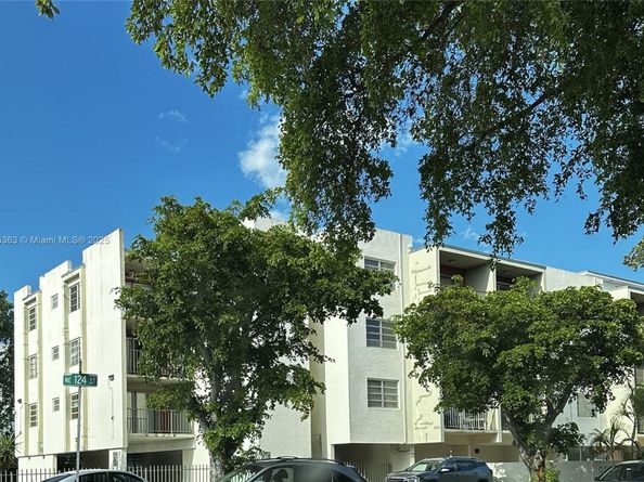 1225 NE 124th St 42B, North Miami FL 33161