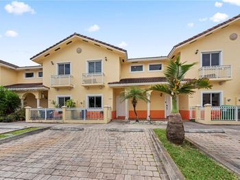 7452 NW 178th St