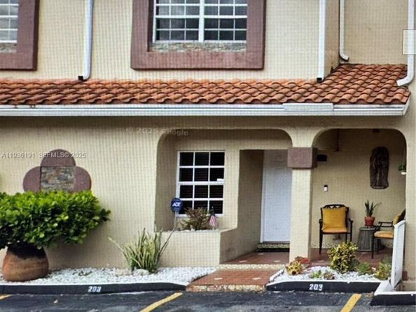 6400 SW 138th Ct 203, Miami FL 33183
