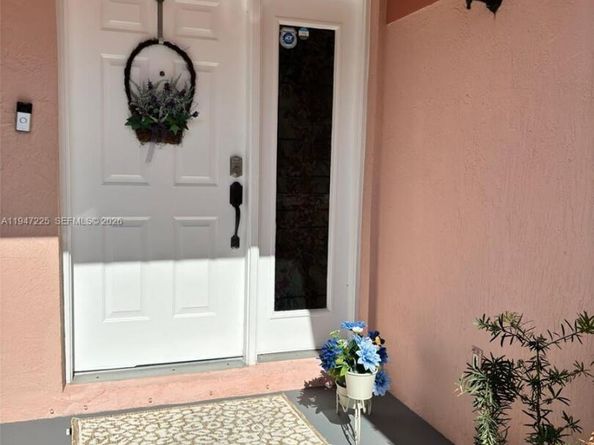 20810 San Simeon Way 109, Miami FL 33179