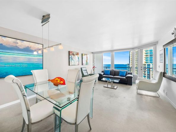 400 S Pointe Dr 2208, Miami Beach FL 33139