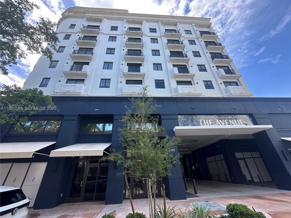 4220 Laguna St 308, Coral Gables FL 33146