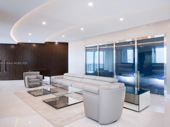 18555 Collins Ave 2805, Sunny Isles Beach FL 33160