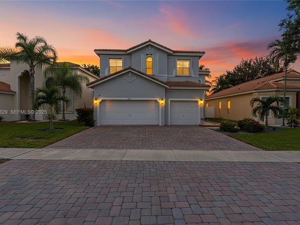 1147 NE 37th Pl, Homestead FL 33033